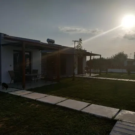 Hill Sun Luxury Suites Nea Iraklia Exterior foto