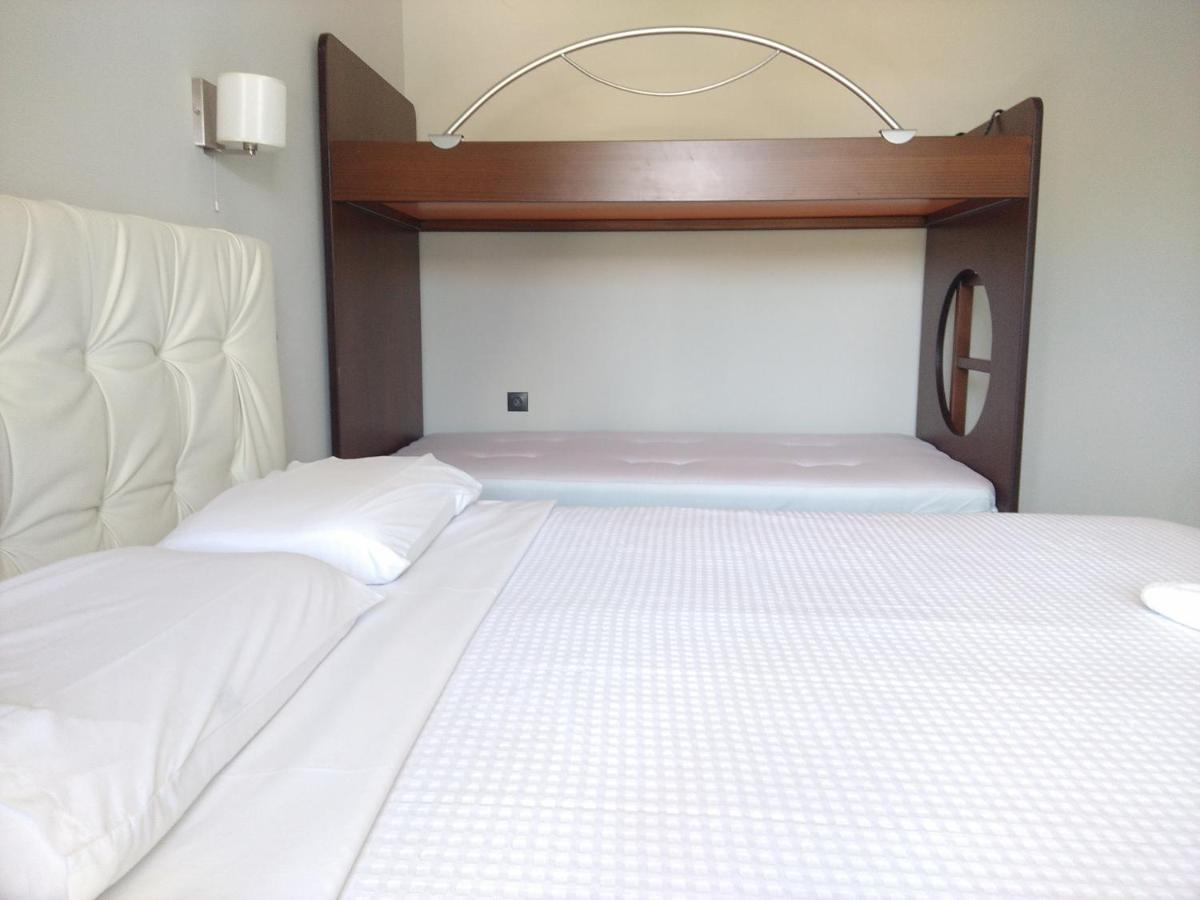 Hill Sun Luxury Nea Iraklia